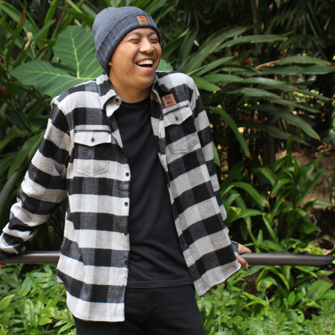 Mens' Plaid Flannel Button Up